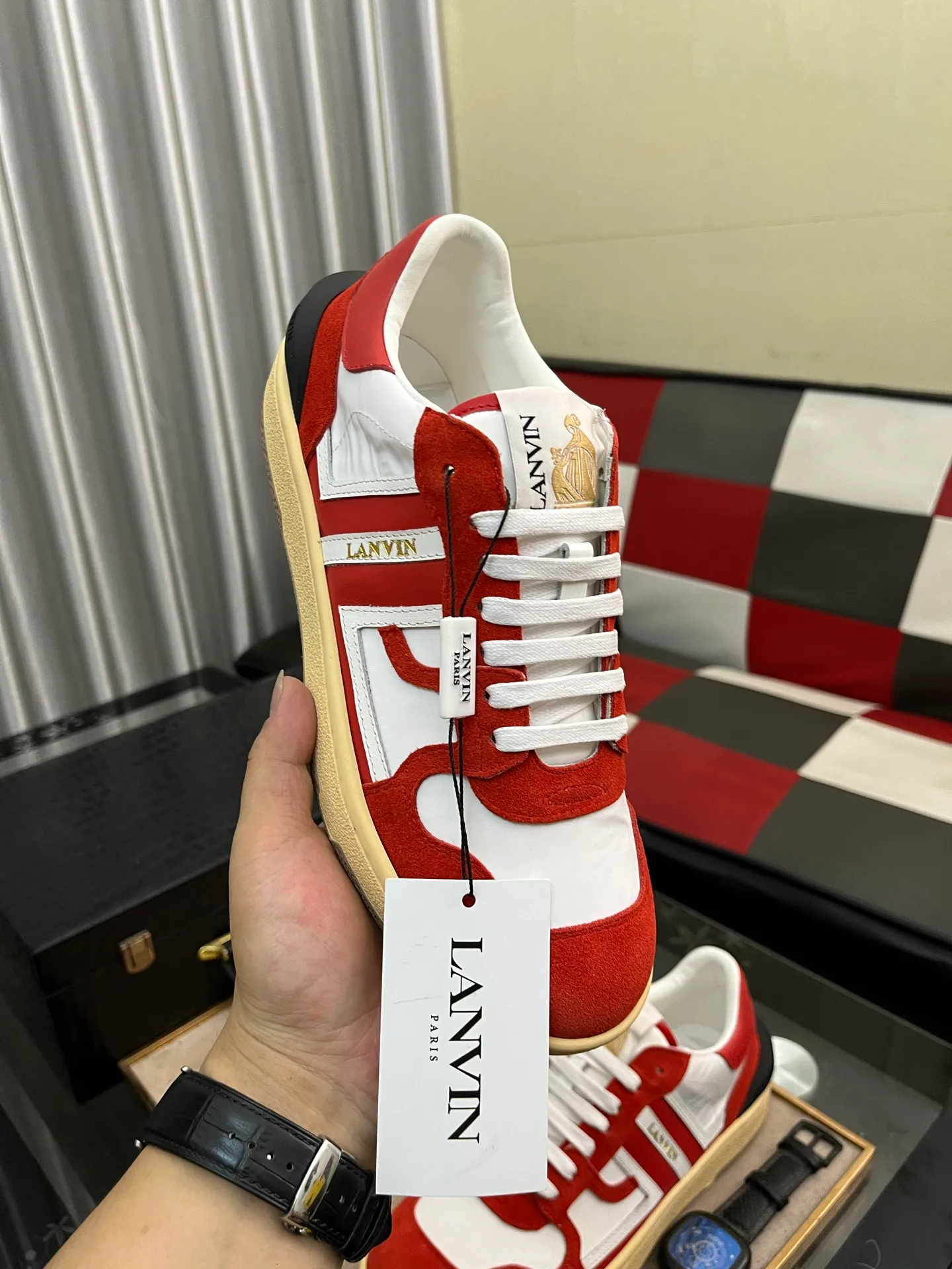 Men's men's shoes 💰540⌚️⌚️❗️Lanvin# Lanvin spring and summer series new colors latest lace up fashion casual forrest shoes running shoes ~ bumpr high quality couple series‼ ️ The latest trendy products of the season 🌈Many bloggers have started buying original models and custom-made them. The uppers are made of nubuck leather. They are very versatile, fashionable and casual, and are comfortable on the feet. Recommended for personal use! The original molded rubber backing with clear logo is wear-resistant. Standard code for couples: female code 35~40, male code 38-45
